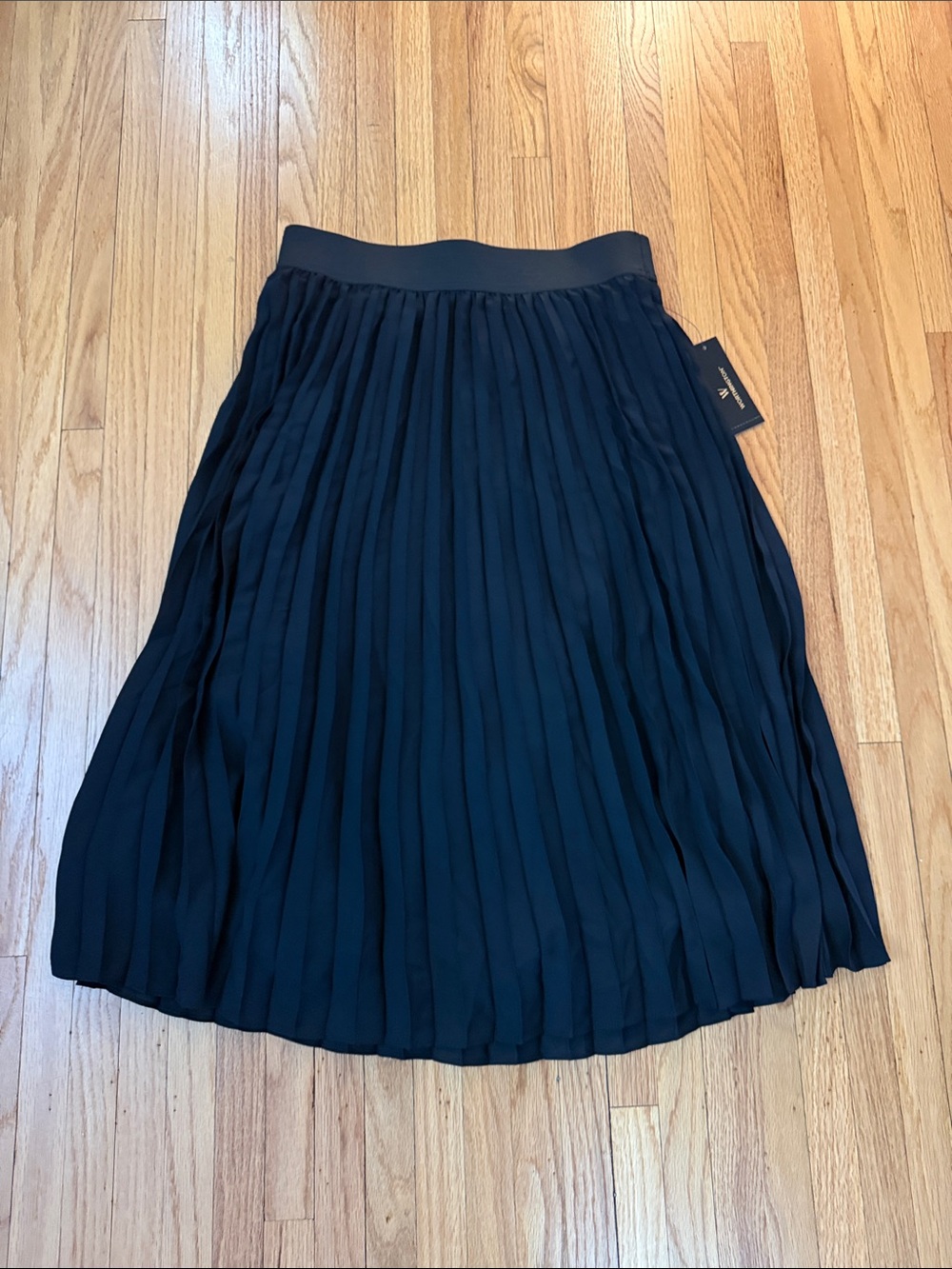 Worthington Black Pleated Midi Skirt with Stretch Waistband